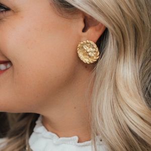 Susan shaw bee round earring